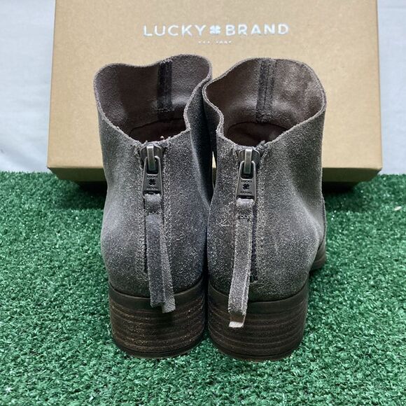 Lucky Brand Lahela Charcoal Suede ankle boots women’s size 6 (OKPM-07-031) - Picture 3 of 10